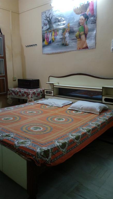 Sunita Homestay Агра Экстерьер фото