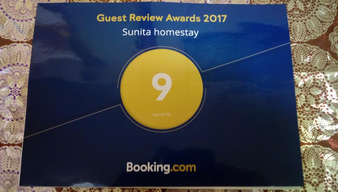 Sunita Homestay Агра Экстерьер фото