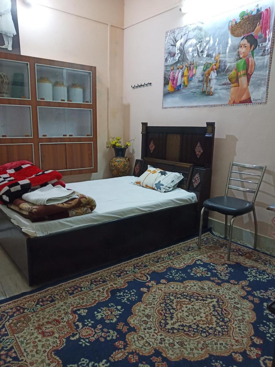 Sunita Homestay Агра Экстерьер фото